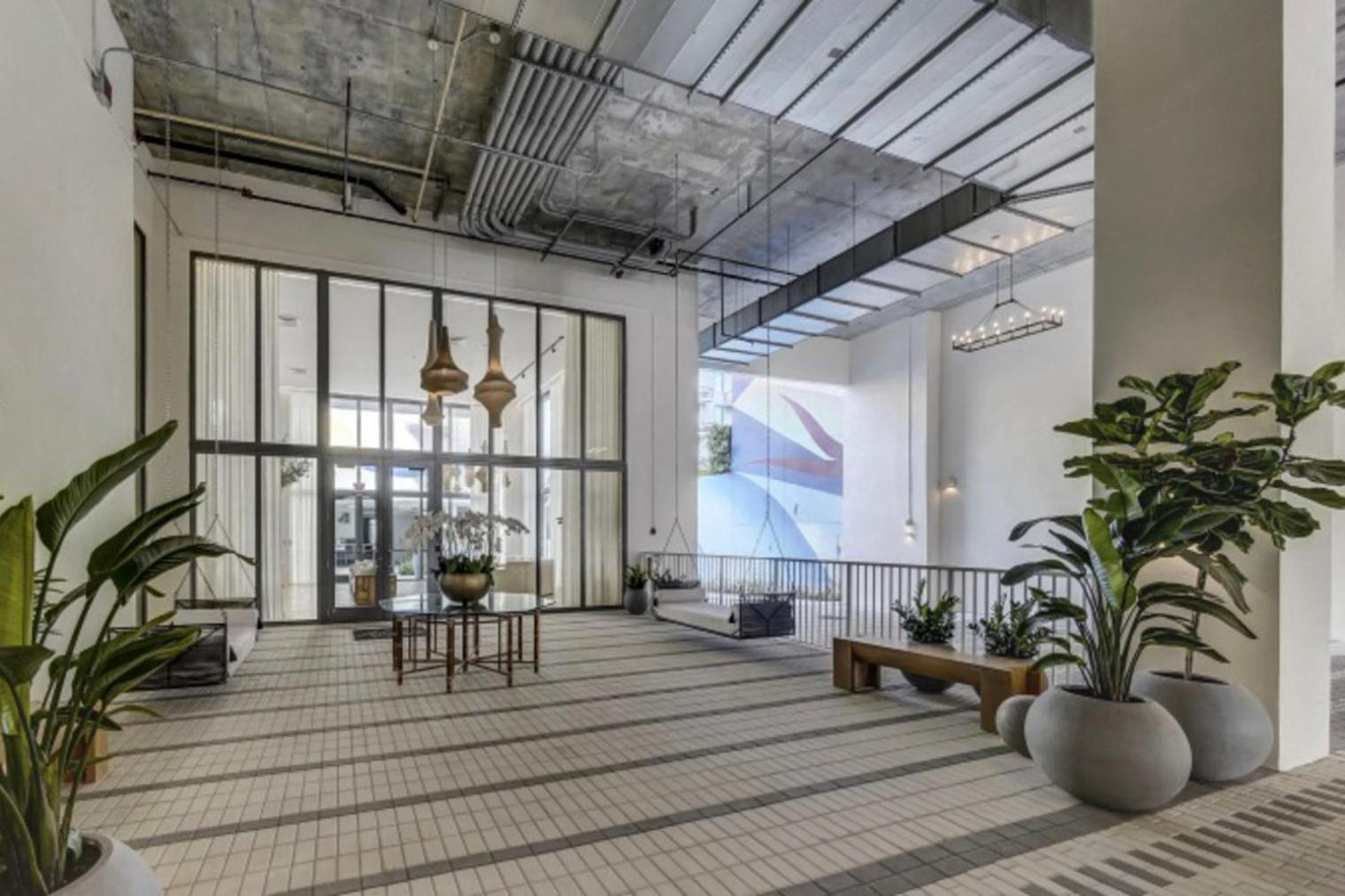 Apartment Blueground Edgewater Gym Pool Ac Balcony Mia-113 *